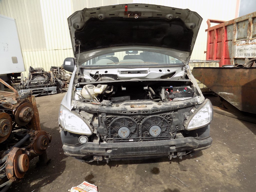 The Advantages of Environmentally Conscious Car Disposal: Scrap Car Removal in Burlington