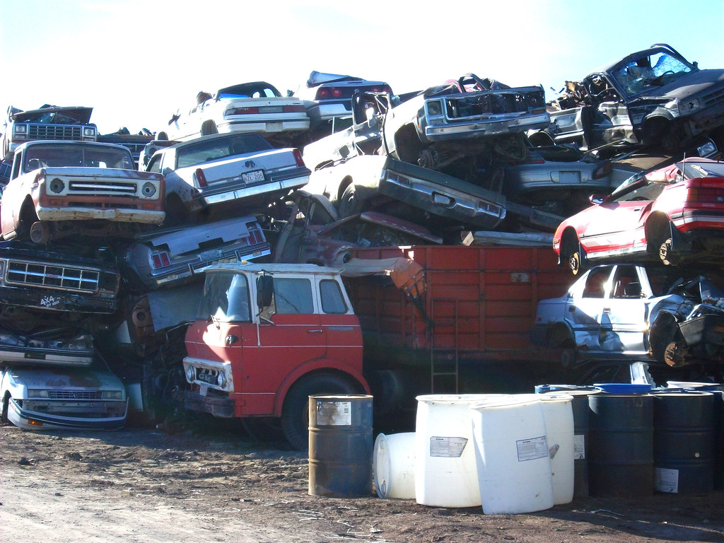 The Lucrative Prospects of Scrap Car Sales: Converting Trash into Treasure