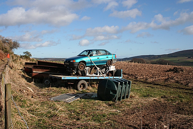 The Ultimate Guide: Strategies and Tools to Salvage and Profit from Abandoned Vehicles